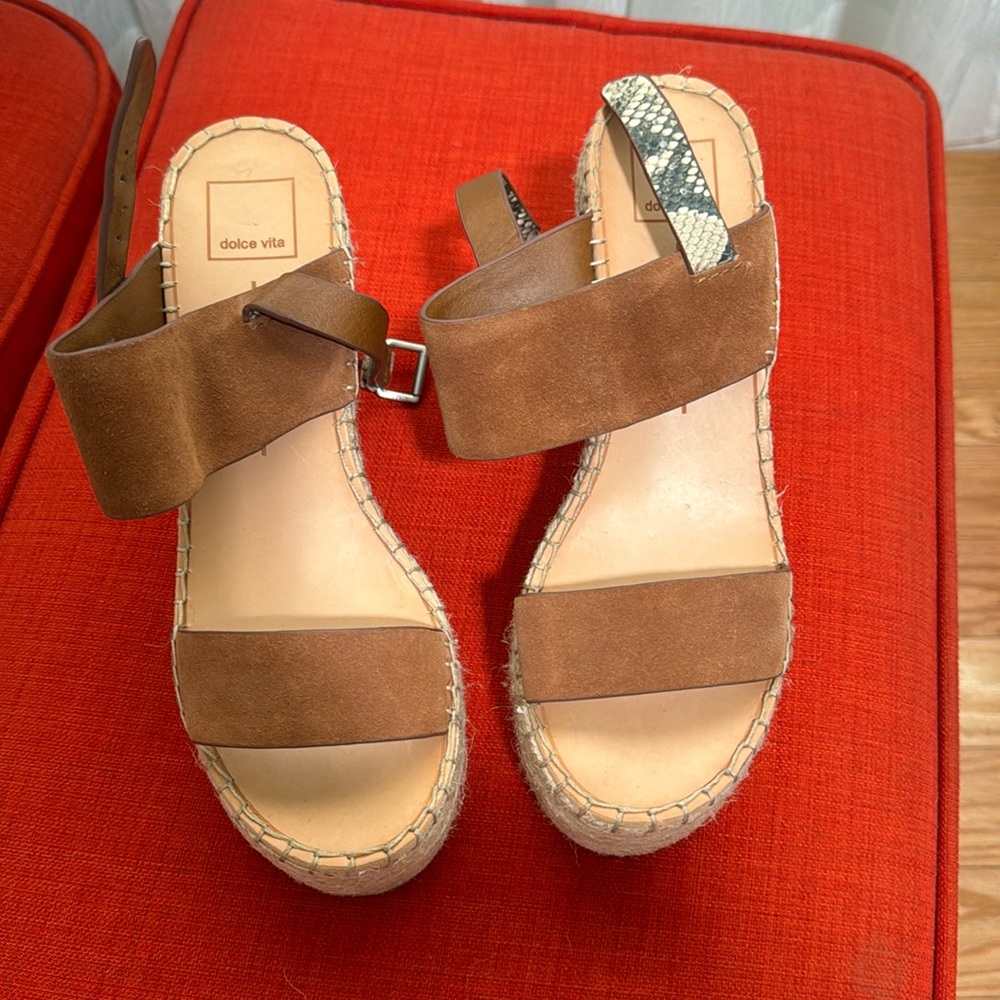 Dolce Vita Sandals